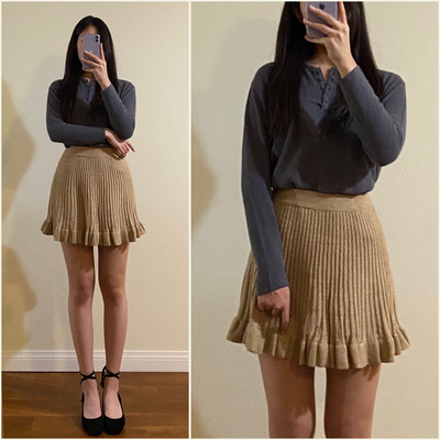 Cream-Beige Knitted A-line Pleated Mini skirt