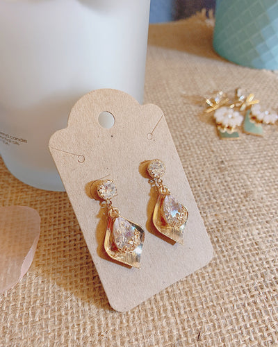 Gold Leaf EGG Cubic Earring