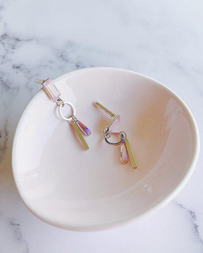 Majestic Light Pink Bar Earring